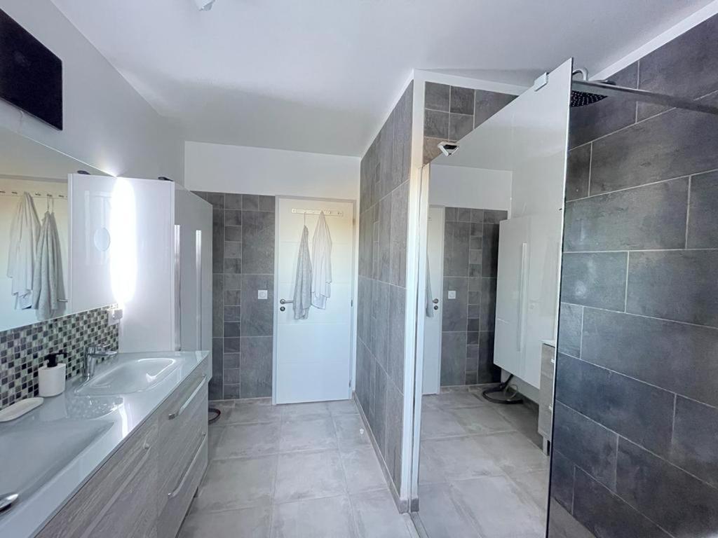 Villa Avec Piscine Кюерс Екстер'єр фото